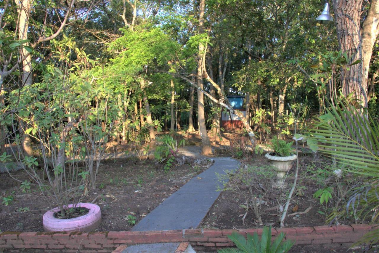 Chapada dos GuimarãesCasa Unica Com Piscina E Lareira A 1,2 Km Do Centro别墅 外观 照片